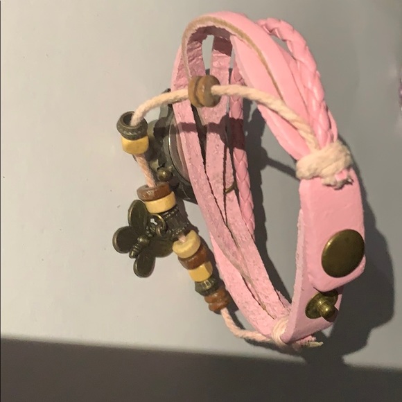 Pink watch. - Picture 4 of 4